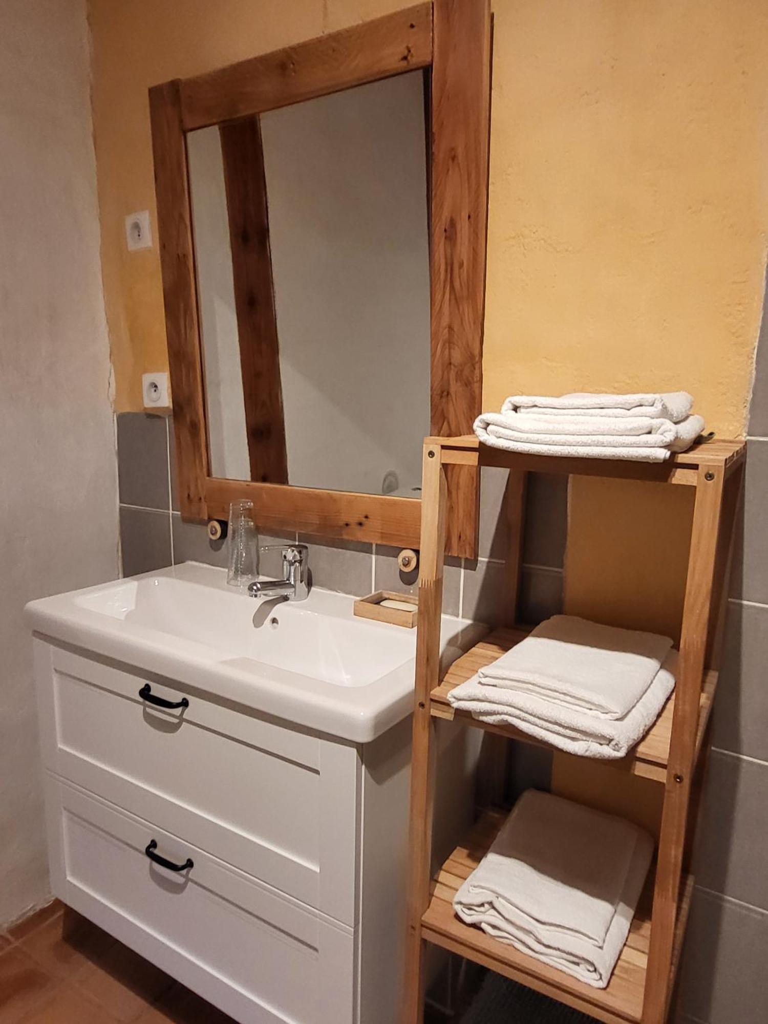 Hotel Le Grenier A Ble Satillieu Pokoj fotografie