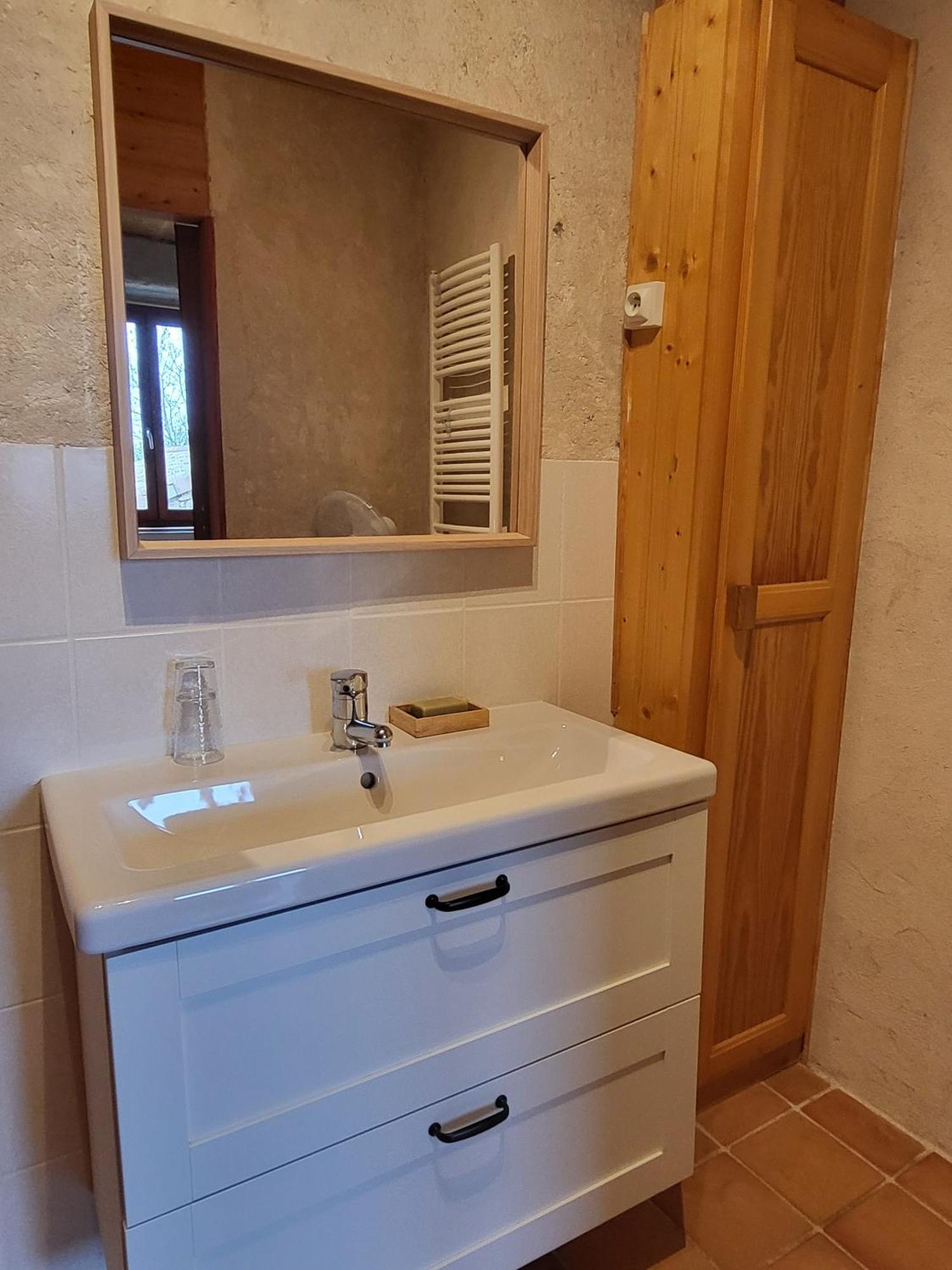 Hotel Le Grenier A Ble Satillieu Pokoj fotografie